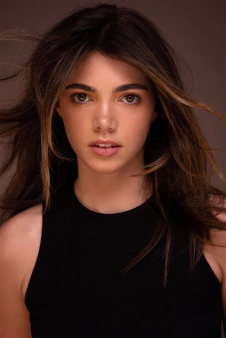 Alisha Newton as Lily Alisha newton, Heartland Heartland amy