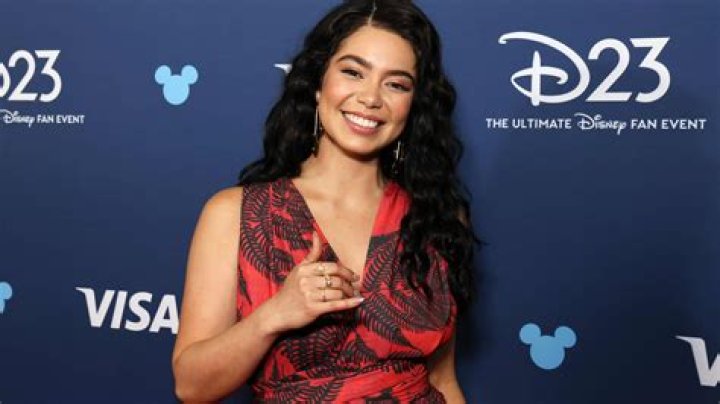 Auli&rsquo;i Cravalho Is Living Her High School Dream Through NBC&rsquo;s &lsquo;Rise