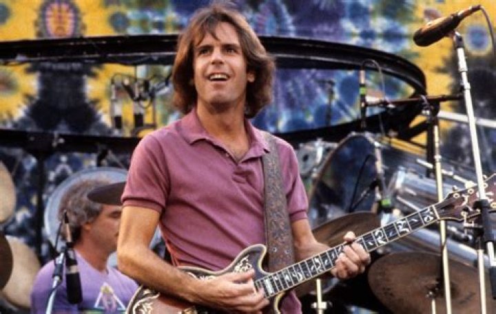 Bob Weir's daughters are Shala Weir and Chloe Kaelia Weir.