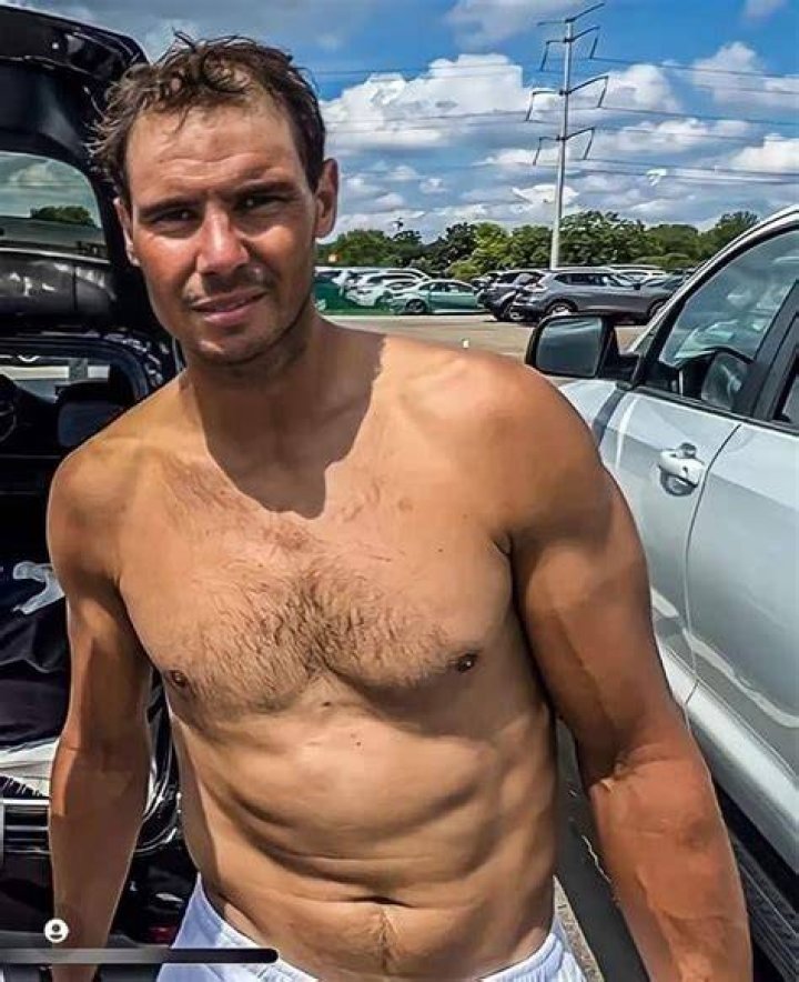 Brendan Mcloughlin Bio, Net Worth, Height