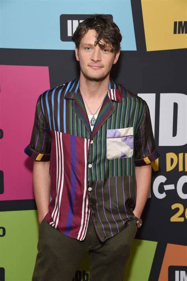 Brett Dier IMDb