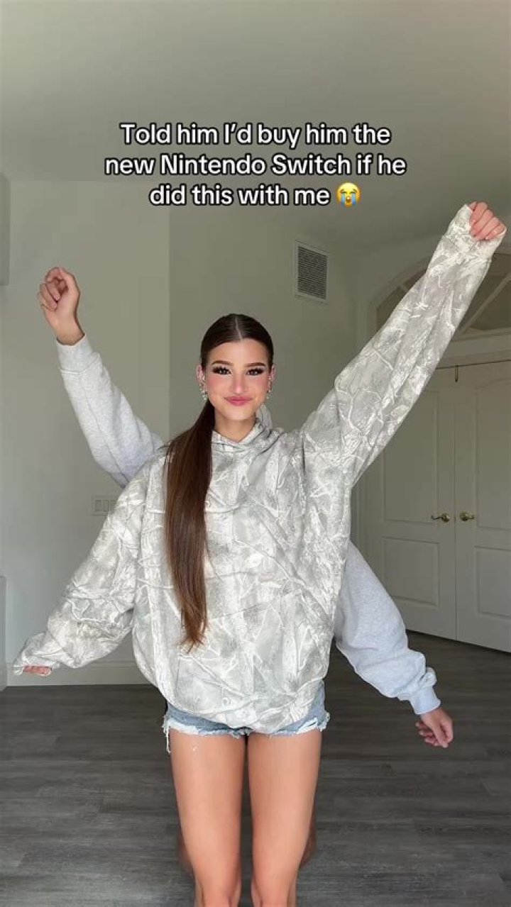 Brooke Monk tiktok [Video] in 2021 Brooke, Celebrity crush, Monk