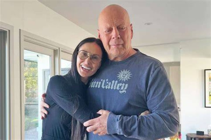 Bruce Willis on being a dad again and A Good Day To Die Hard Mirror