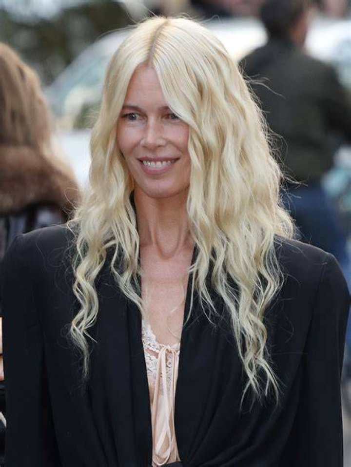 Claudia Schiffer's height, weight. Secrets of slim body