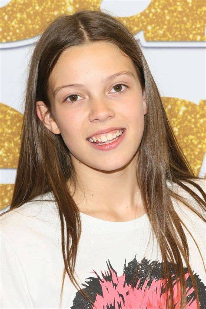 Courtney Hadwin &ldquo;Hard To Handle &rdquo; LYRICS VIDEO (Cover Song) GOLDEN