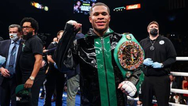 Devin Haney Retains WBC Lightweight Belt in Decision Over