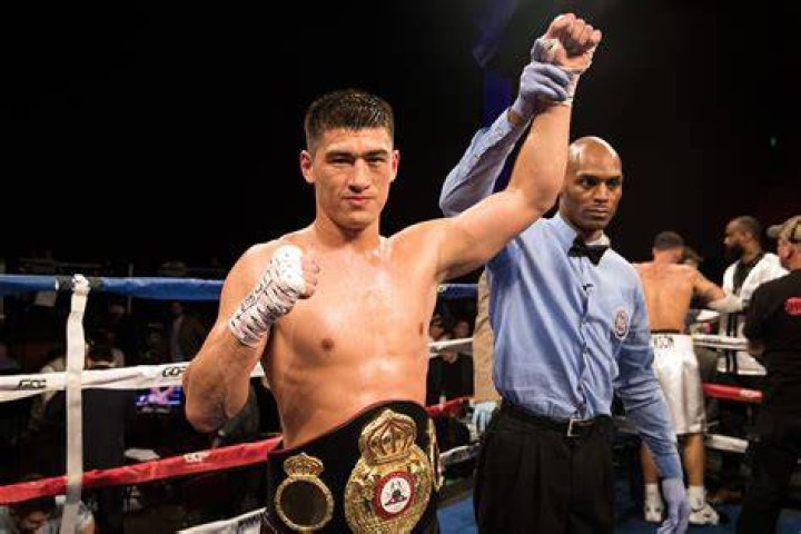 dmitry bivol boxing world champion Lifestyle Age Networth Wife Famliy
