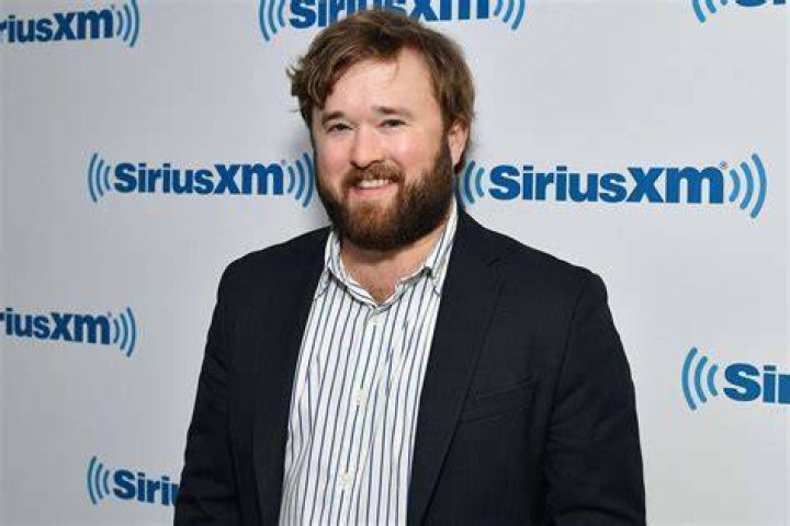 Does Haley Joel Osment Have a Wife? 'The Sixth Sense' Star Keeps His