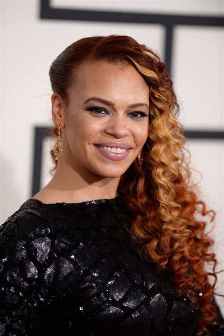 FAITH EVANS at 2014 Grammy Awards in Los Angeles HawtCelebs