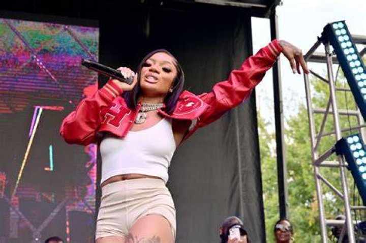 GloRilla Gives Back Rapper Takes After Cardi B and Drops Massive