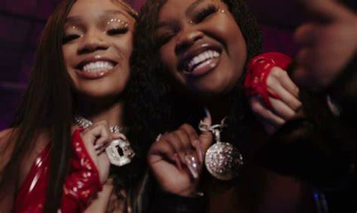 Glorilla x Gloss Up x K Carbon Type Beat "Lets Go" 2022 YouTube