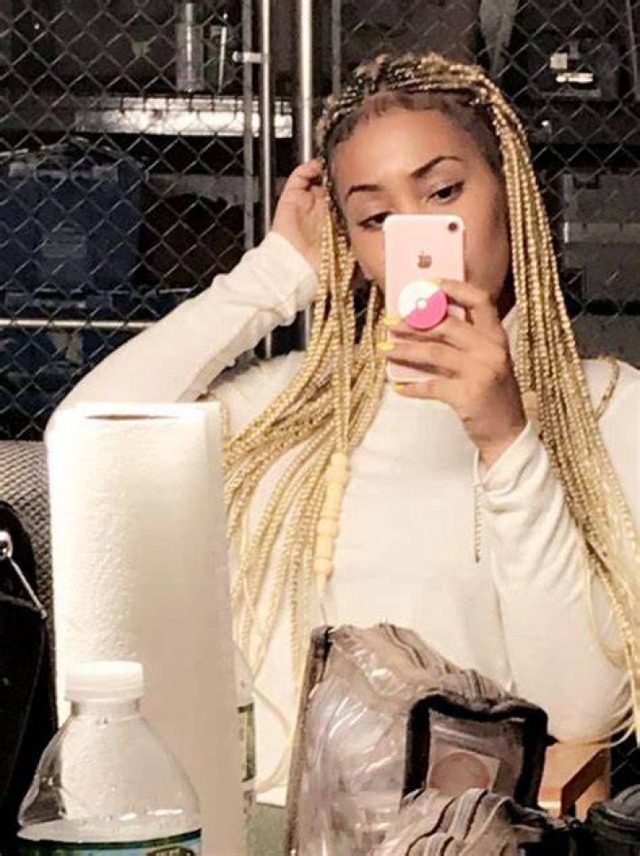 Harlem Crush El Reina Katt Leya 🍑 Shades of black, Sweet lady, Women