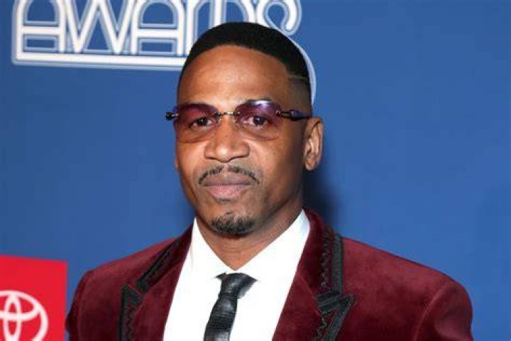 How Old Is Stevie J