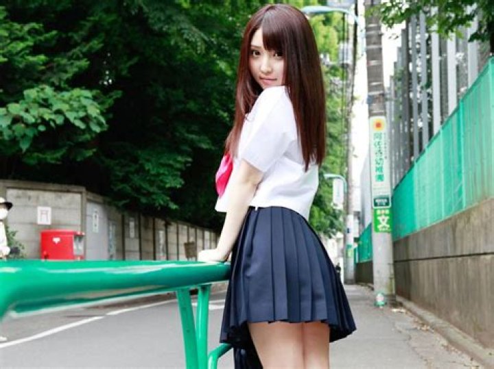 Japanese Hot Girl Complained About Losing Balance Due To Her Big Boob