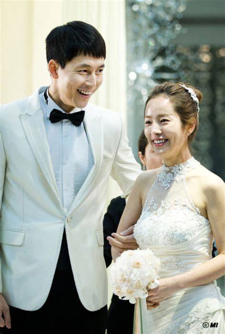 Jung Woo Sung and Han Ji Min&rsquo;s Wedding Photos for Padam Padam Jung