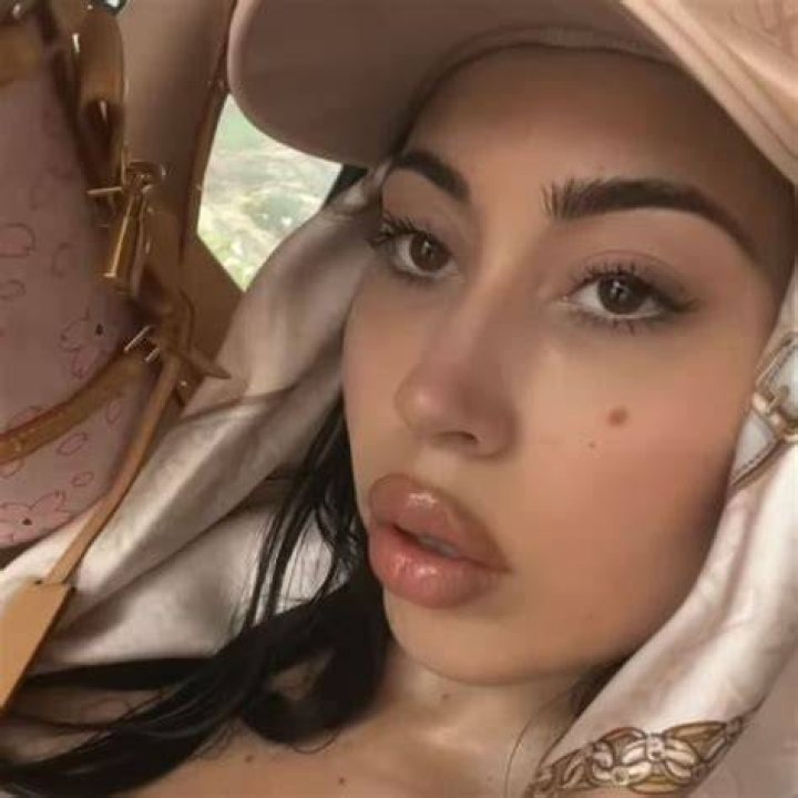 Kali Uchis No Makeup Wholesale Prices, Save 63 jlcatj.gob.mx