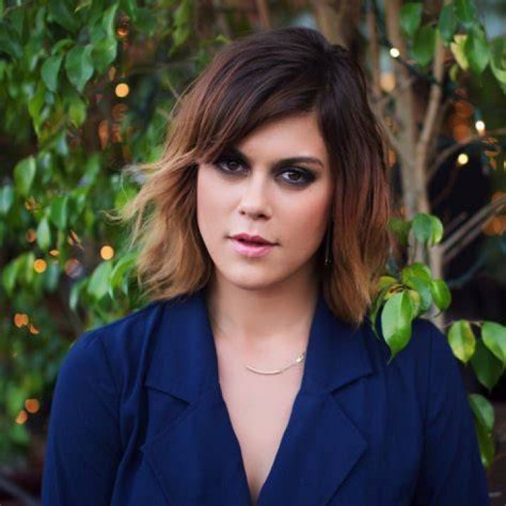Lindsey Shaw Wiki Bio, dating, weight loss, net worth, gay, measurements