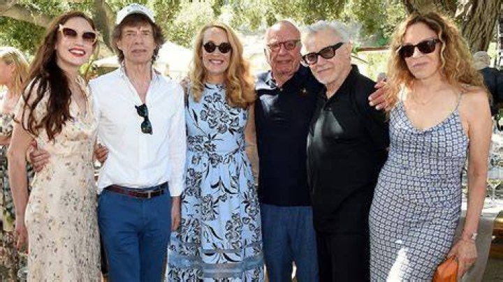 Mick Jagger helps Rupert Murdoch, Jerry Hall celebrate 30th anniversary