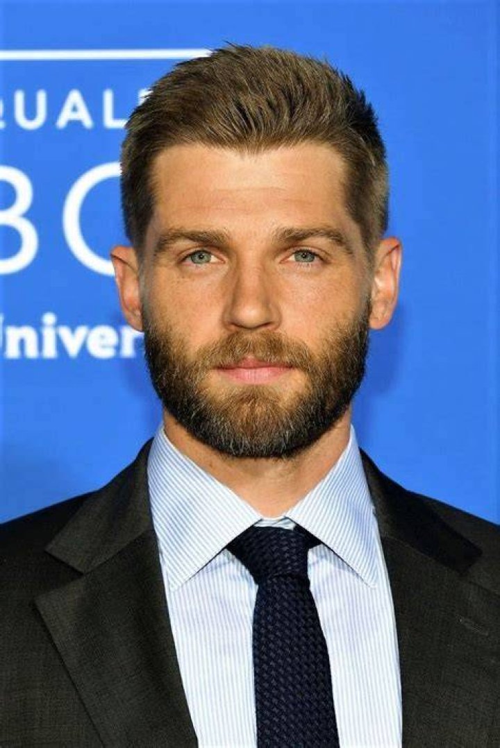 Mike Vogel Net Worth October 2023, Salary, Age, Siblings, Bio, Family
