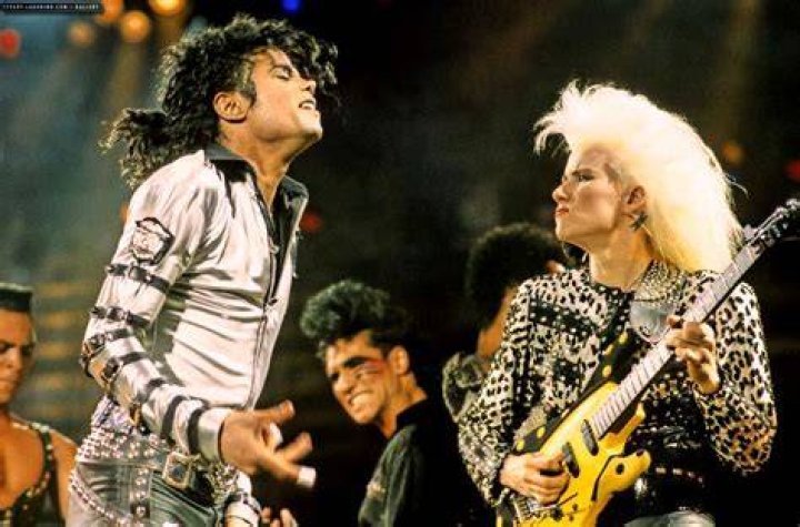 MJ and Jennifer Batten a photo on Flickriver