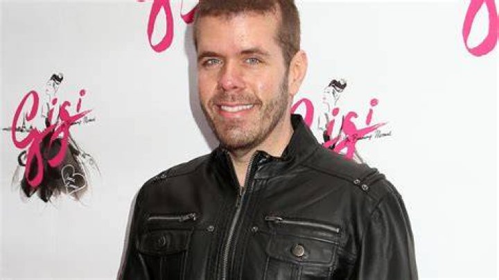 Perez Hilton Relationships, Early Life, and Blogging Career OtakuKart
