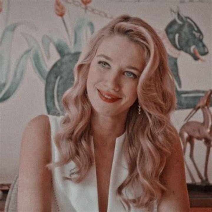 Petra Solano LezWatch.TV