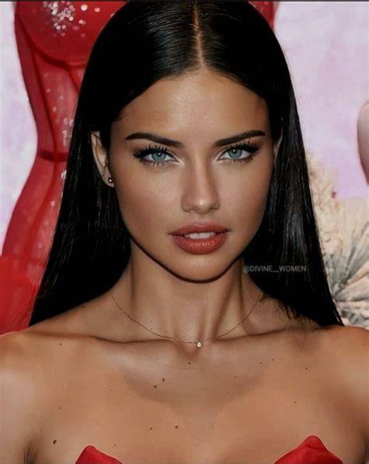 Pin on Adriana lima
