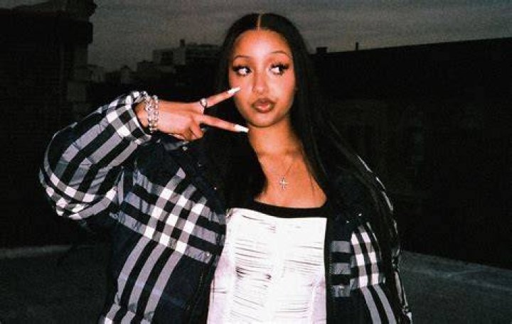 PinkPantheress &ldquo;I don&rsquo;t care about the beats, I care about the pen