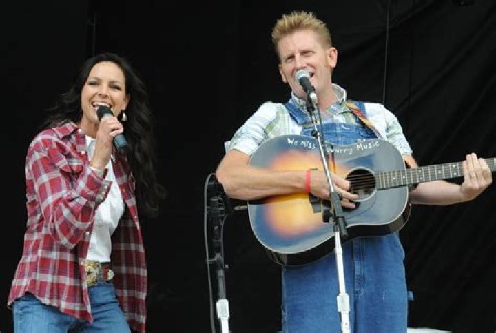 Singer Rory Feek to perform again after wife's death Jefferson City