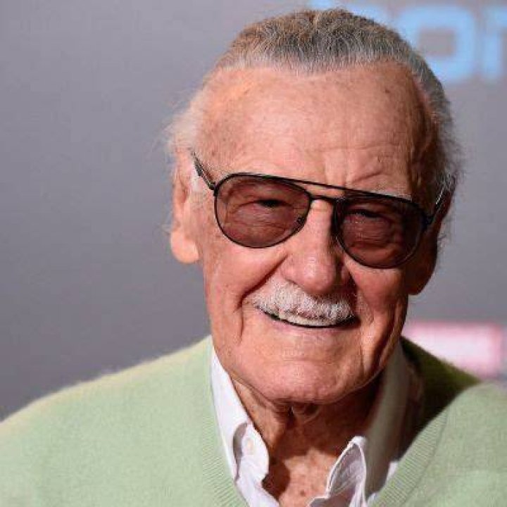Stan Lee Bio Wiki, Net Worth, Death, Died, Wife, Daughter, Kids, Real Name