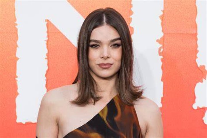 Uncover The Surprising Secrets Behind Hailee Steinfeld's $10 Million Empire
