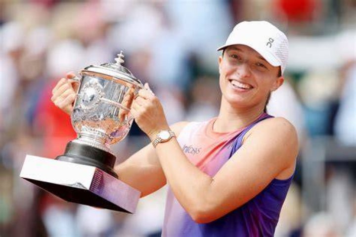 Unveiling The Secrets Of Iga Swiatek's Towering Advantage In Tennis