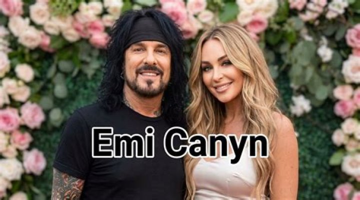 What is Emi Canyn net worth? Former wife of famous guitarist Mick Mars