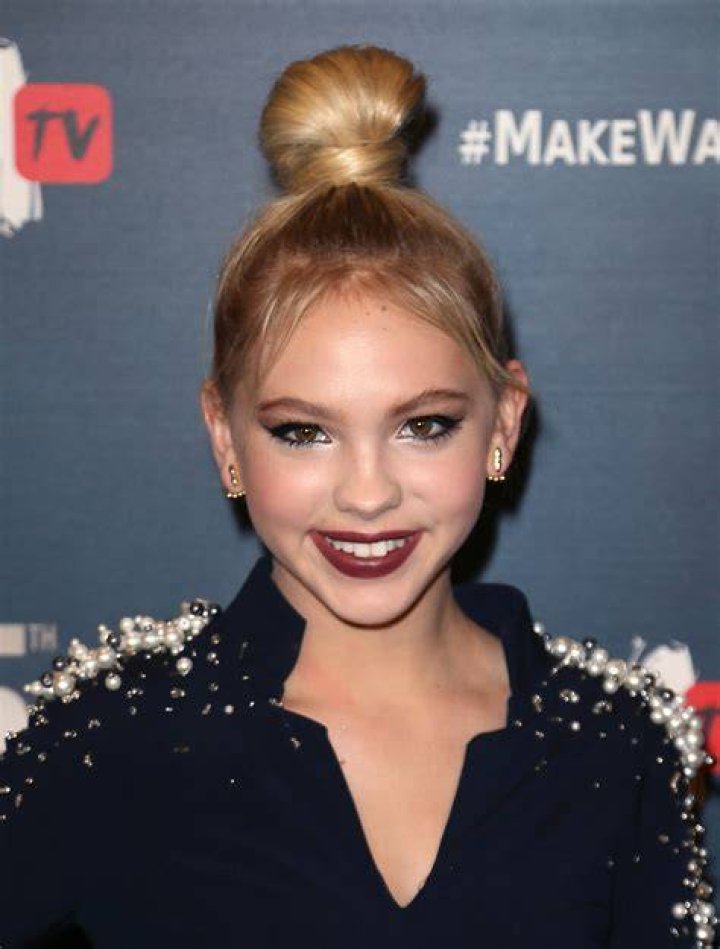 What is Jordyn Jones famous for? Celebrity.fm 1 Official Stars